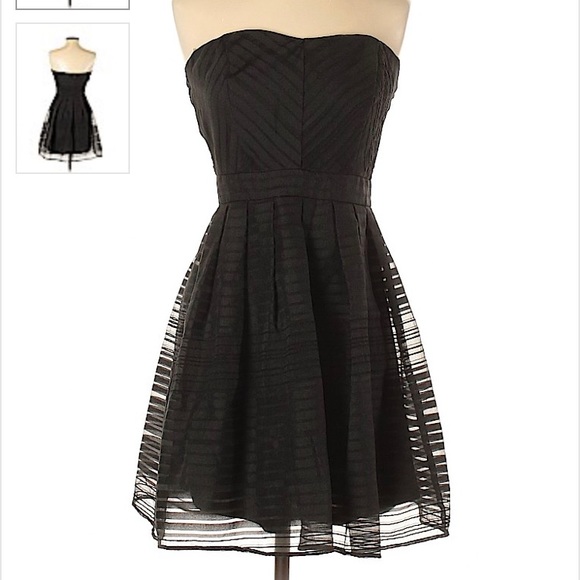 Bee Stitched Dresses & Skirts - FLASH SALE! Black “bee stitched“ strapless dress